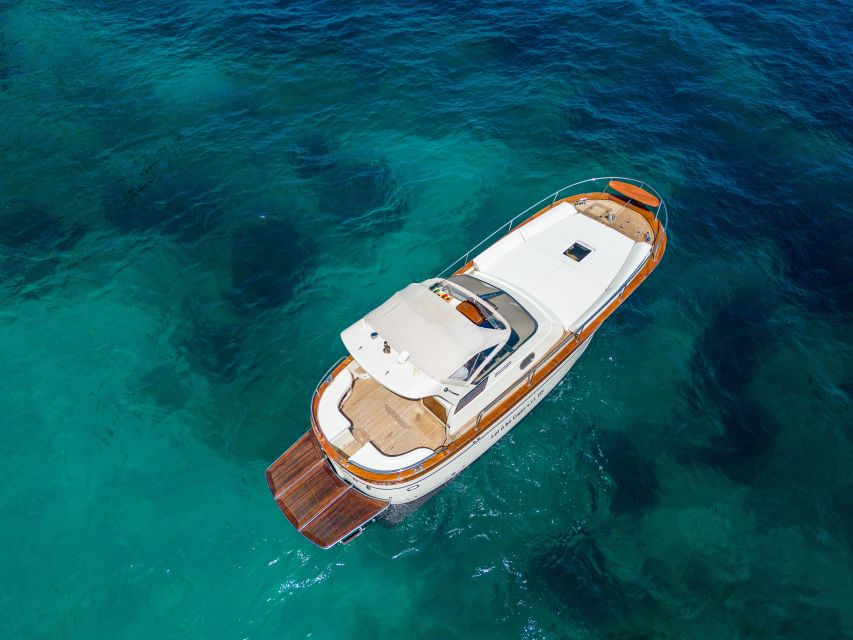 Capri- Amalfi Coast :Speed Boat - Shopping in Positano