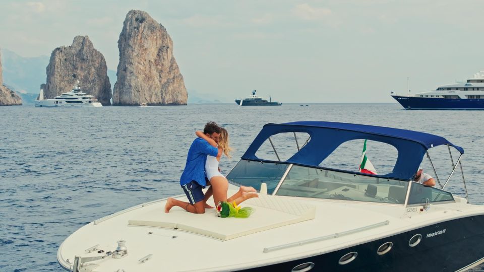 Capri Positano and Amalfi Boat Tour: Free Bar and Aperitif - Captivating Positano