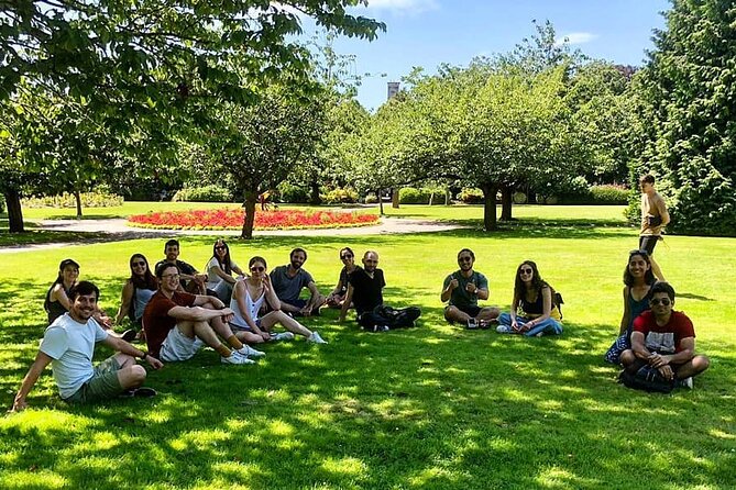 Cardiff City Private Guided Walking Tour - Cardiff Castle Highlights