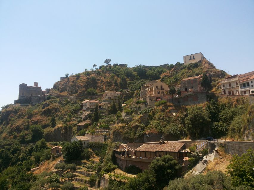 Catania: Savoca Godfather Tour & Taormina With Food Tasting - Taormina Town Exploration