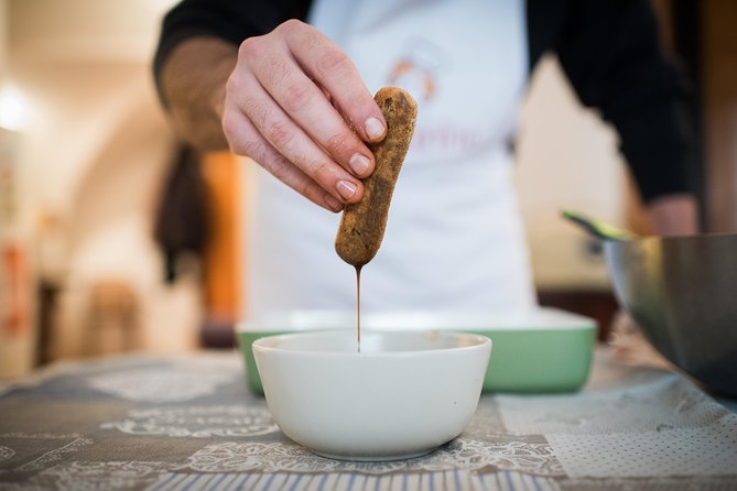 Cesarine: Small Group Pasta and Tiramisu Class in La Spezia - Tasting the Dishes