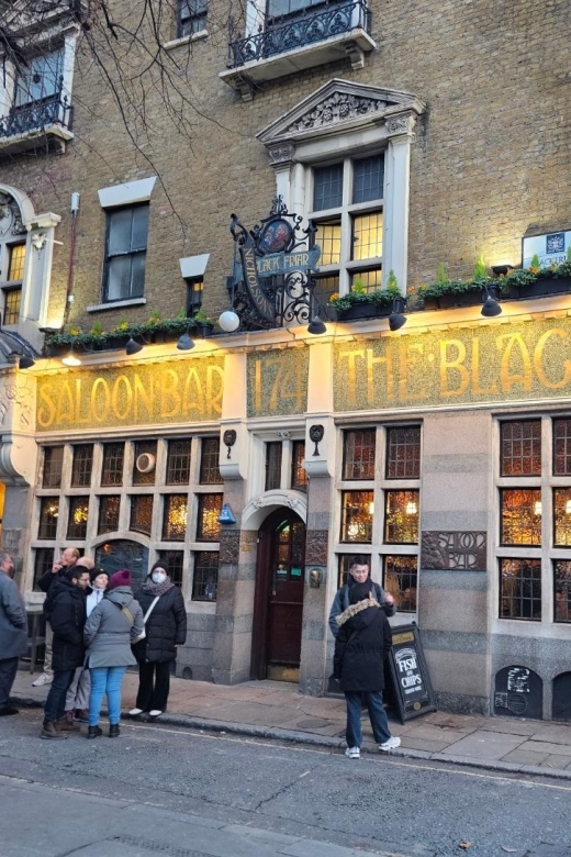 City of London Historic Pub Waliking Tour - Exploring Londons Backstreets