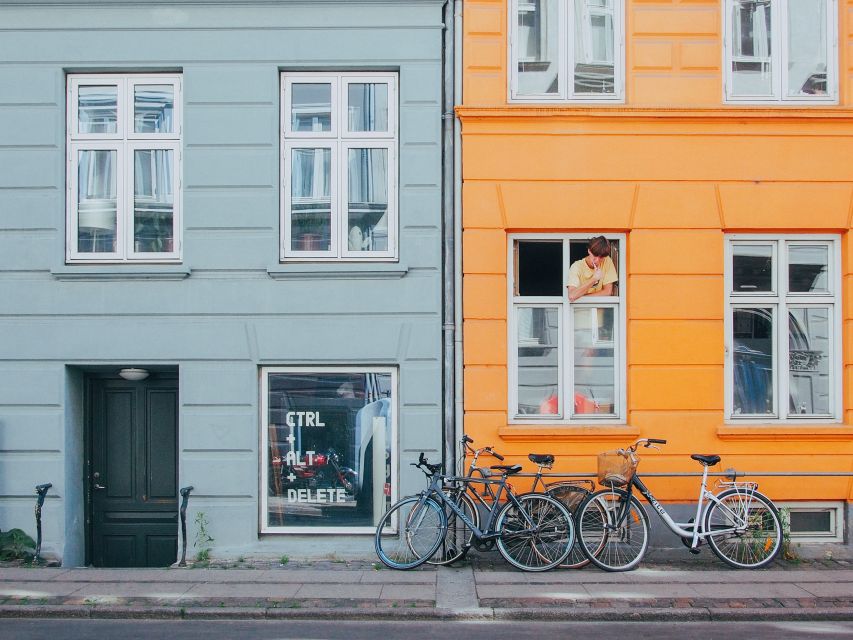 Copenhagen: Express Walk With a Local in 60 Minutes - Explore Copenhagens Landmarks