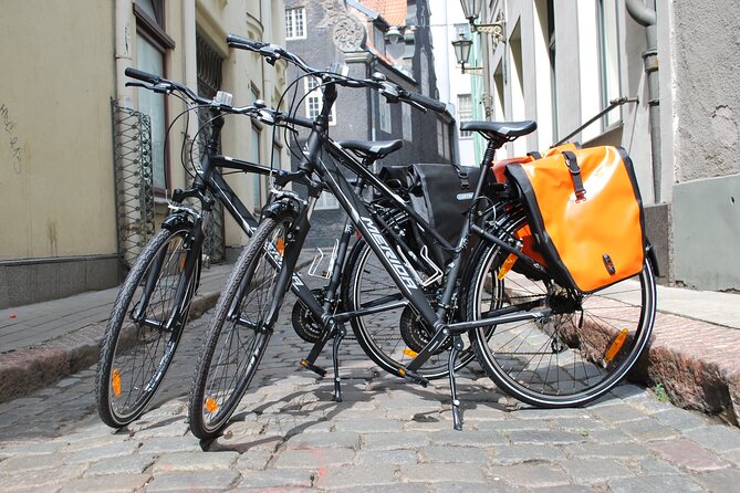 Daily Bike Tour in Riga With Professional Guide - Group Size and Fitness Level