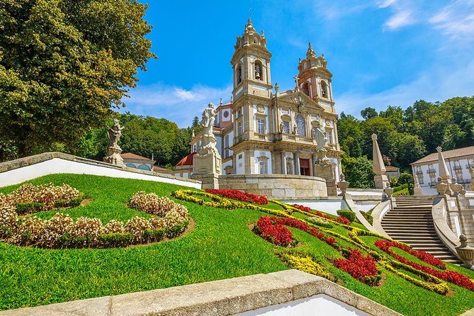 Day Trip to Braga and Guimarães With Lunch From Porto - Bom Jesus Do Monte Sanctuary