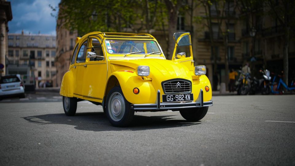 Discover Paris in a 2CV - Booking Details