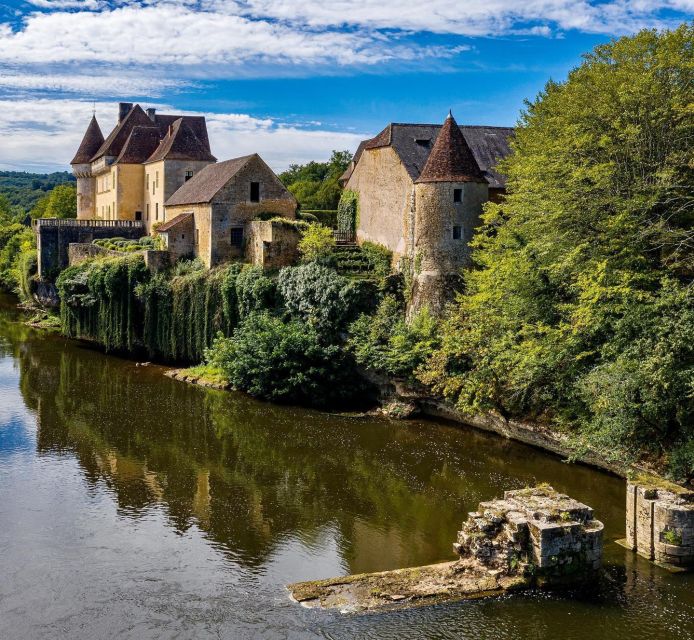 Dordogne: Visit to the Castle of Losse and Its Gardens - Accessing the Jardin De La Princess Restaurant