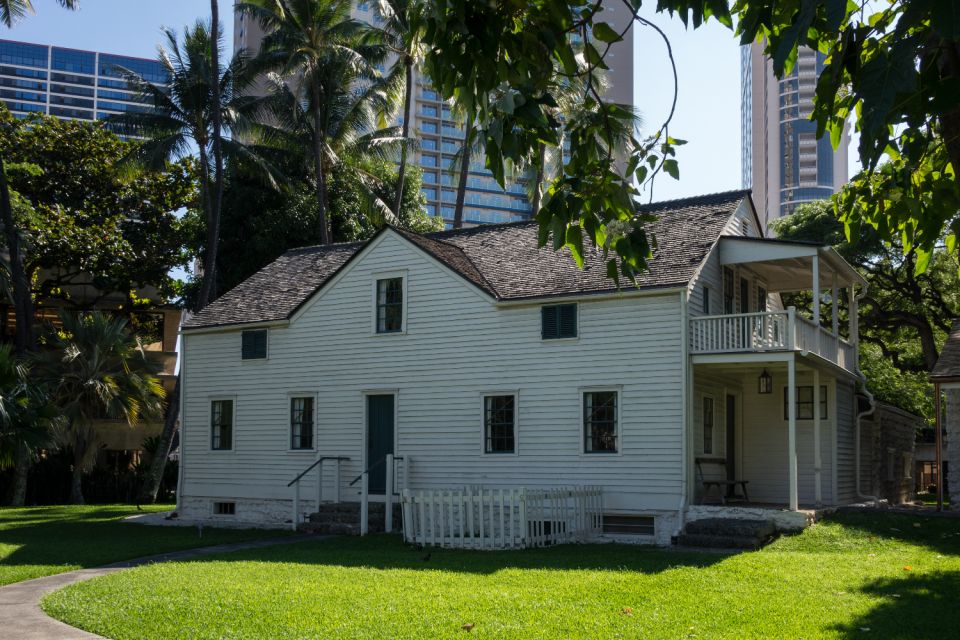 Downtown Honolulu Self-Guided Walking Audio Tour - Exploring Iolani Palace