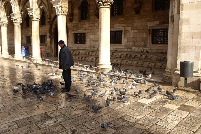 Dubrovniks Old Town Walking Tour - Tour Duration and Group Size