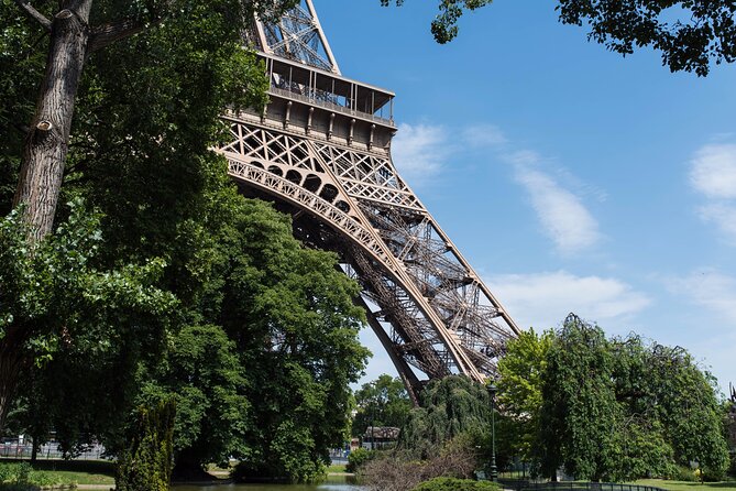 Eiffel Tower Guided Tour With Summit Access - Exploring the 2nd Level