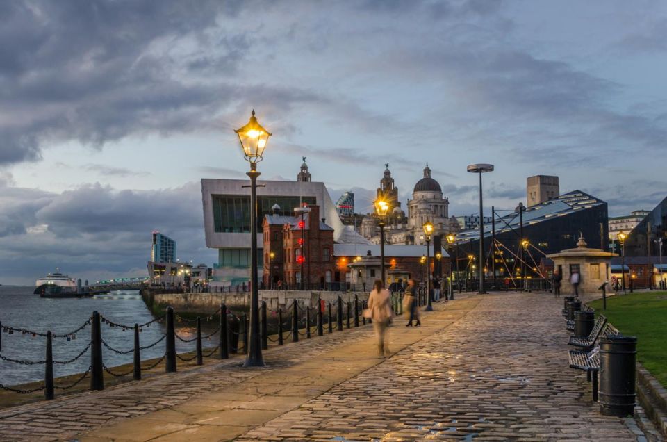 Enchanted Liverpool: A Festive Walking Tour - Discovering Bold Street