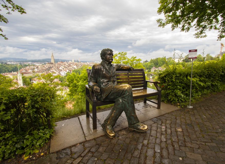 Explore the Best Guided Intro Tour of Bern With a Local - Exploring Main Sites