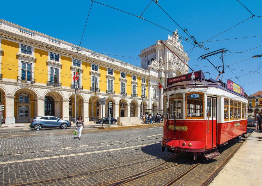 First Time in Lisbon: Walking In-App Audio Tour in English - Getting the Most From the Tour