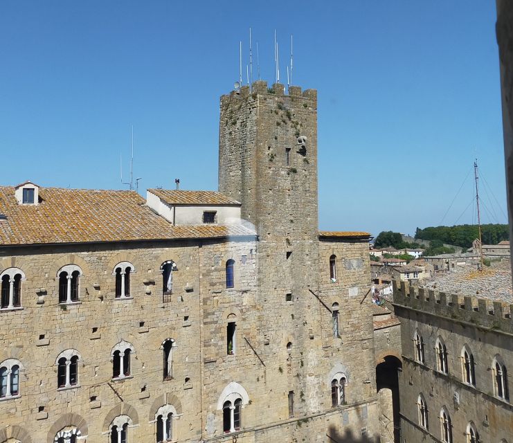 Florence: San Gimignano & Volterra Day Trip With Food & Wine - Discovering San Gimignano