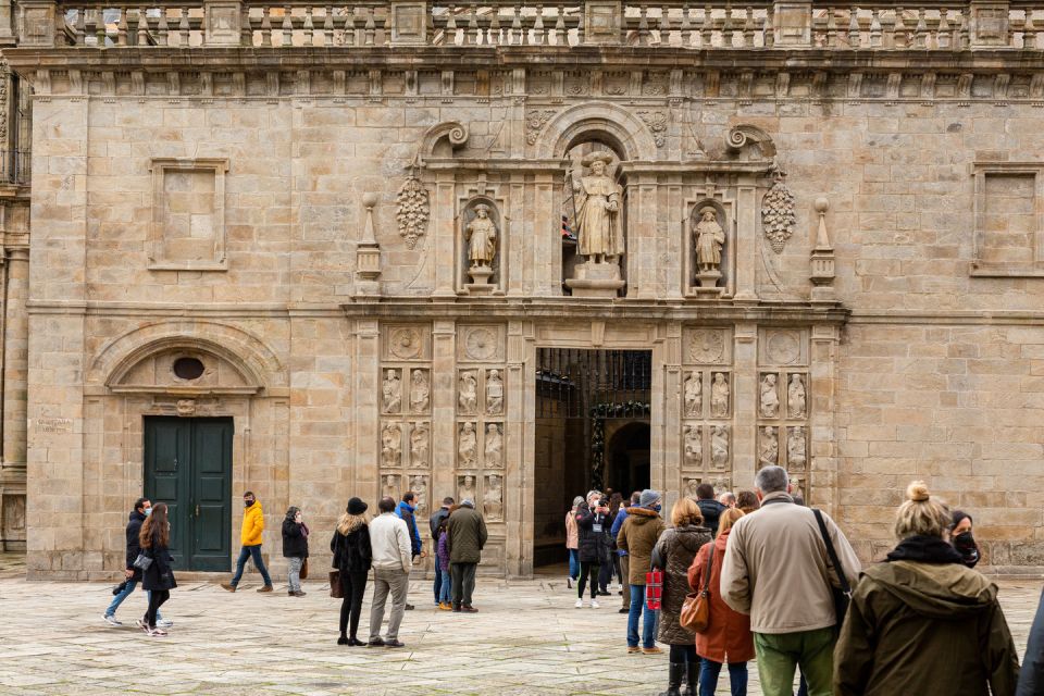 From Lisbon, Fatima, to Santiago De Compostela Drop off - Overnight Stay in Santiago De Compostela