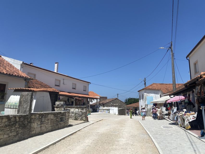 From Lisbon: Sanctuary of Fatima & Little Shepherds Village - Lunch and Sanctuary