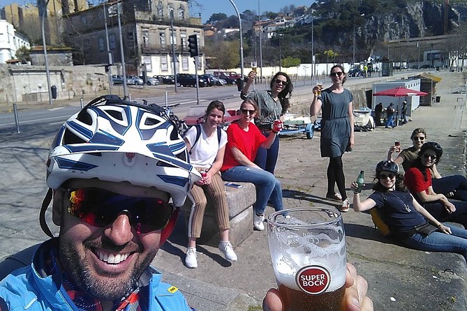 From Porto With View to Gaia: Private Bike Tour #Ducksideofporto - Bicycle, Soda, and Snacks