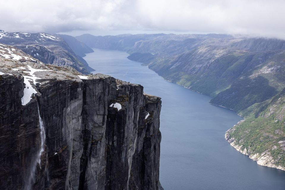 From Stavanger: Off-Season Guided Hike to Kjerag - The Trail