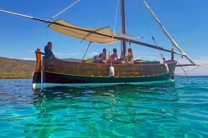 From Stintino: Asinara Island Vintage Sailboat Trip W/Lunch - Meeting and End Points