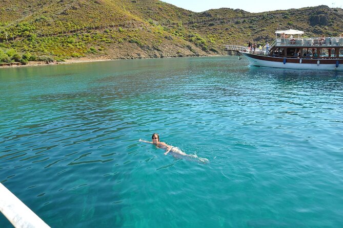 Full-Day Catamaran Boat Trip From Alanya - Scenic Cruise Around the Mediterranean