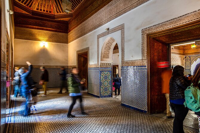 Full Day Marrakesh City Tour Including Local Lunch - Exploring the Saadian Tombs