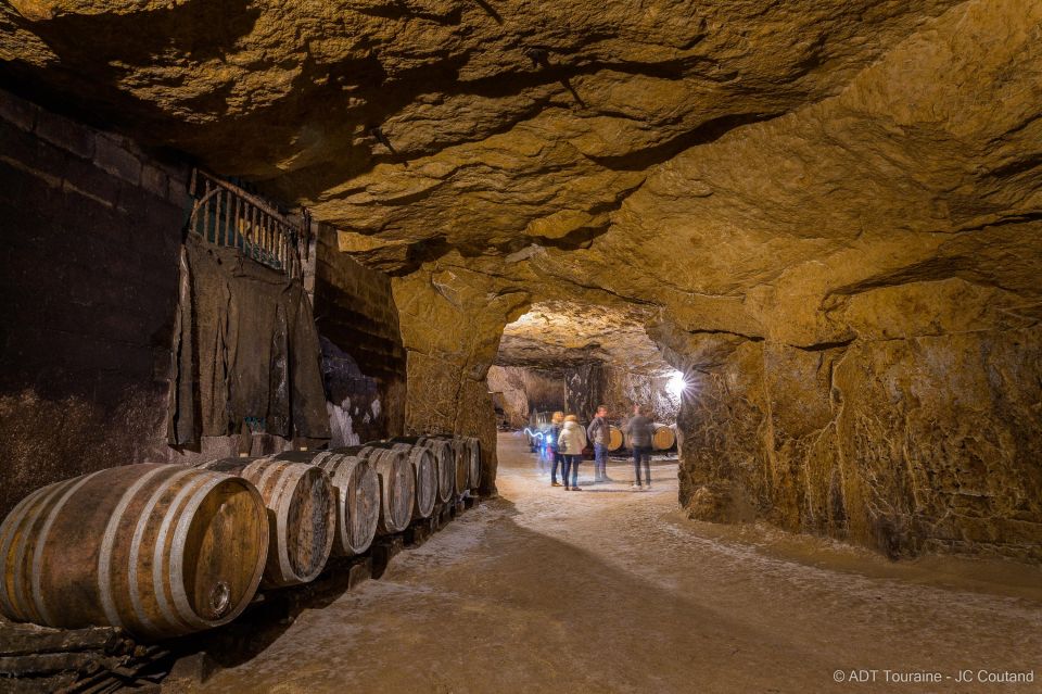 Full Day Wine Tour With Lunch at the Winery: Vouvray & Chinon - Vouvray Wine Region