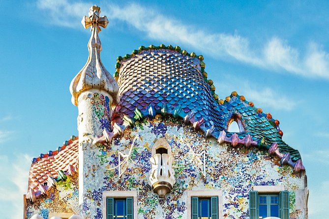 Gaudi Tour (Small Group): Casa Batllo & La Pedrera - Architectural Highlights of La Pedrera