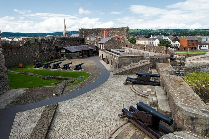 Giant'S Causeway and Titanic Experience From Belfast Port - Getting to the Departure Point