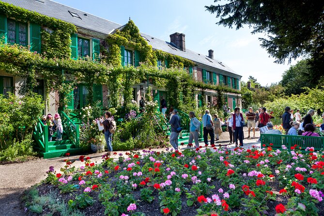 Giverny Monet'S House and Gardens Half Day Tour From Paris - Free Time in Giverny