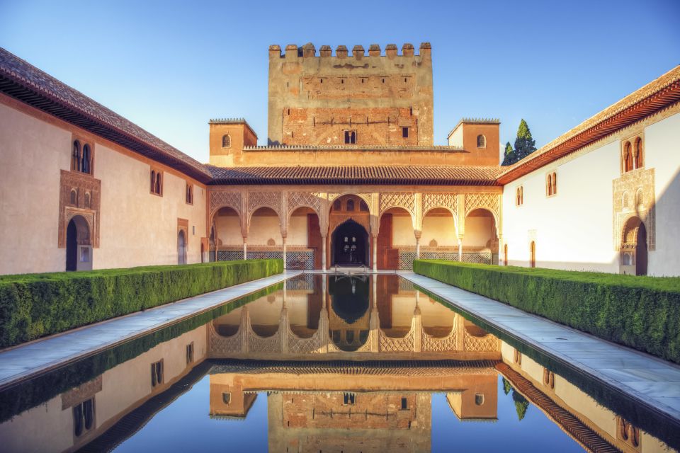 Granada: Alhambra, Nasrid Palaces, and Generalife Tour - Important Visitor Information