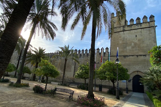 Guided Tour of the Alcazar De Los Reyes Cristianos in English - Meeting and Pickup Details