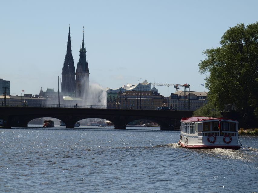 Hamburg: City Cruise on Alster Lake - Meeting Point and Directions