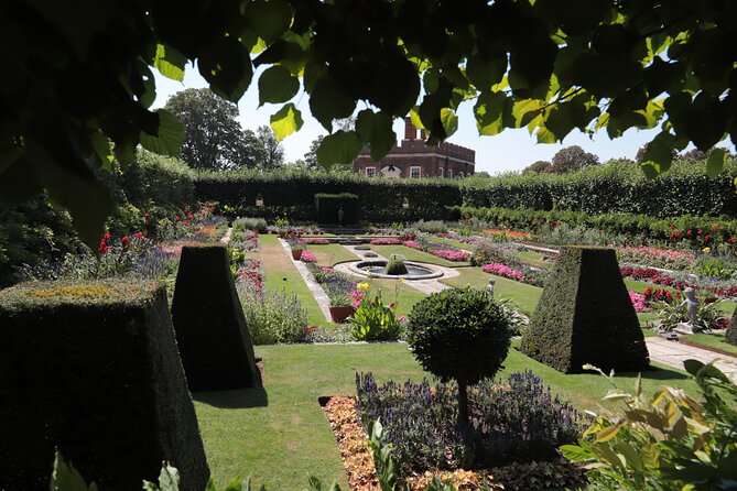 Hampton Court Guided Tour Full Day and High Tea - Dietary Considerations