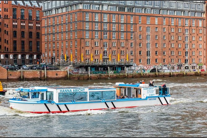 Harbor Cruise on the Beautiful Elbe - Scenic Highlights