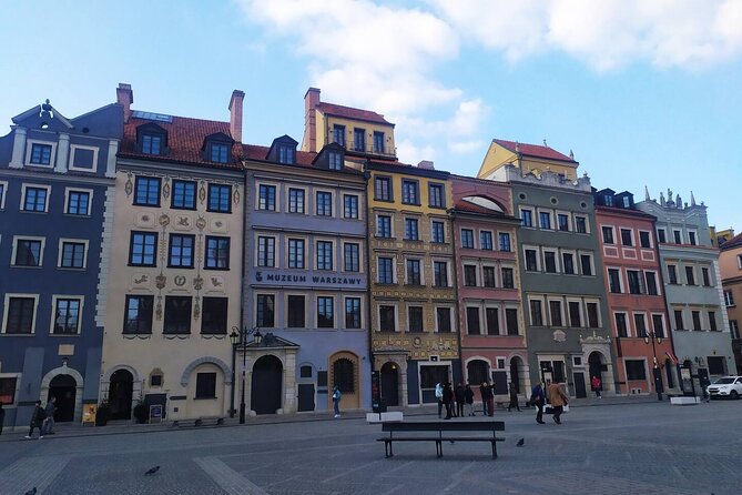 Historic Heart of Warsaw Walking Tour - Group Size and Booking