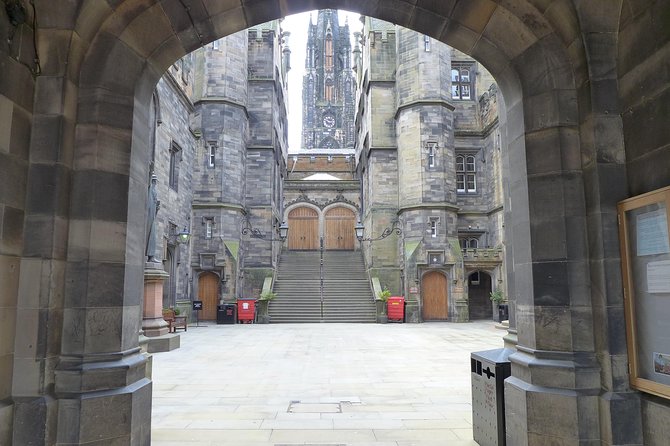 History Lovers Old Town Walking Tour - Exploring the Royal Mile