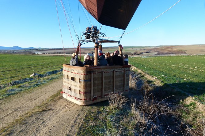 Hot Air Balloon Ride in Segovia With Toast, Picnic and Video - Positive Traveler Feedback