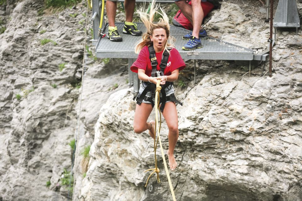 Interlaken: Canyon Swing in Grindelwald - Stunning Alpine Views