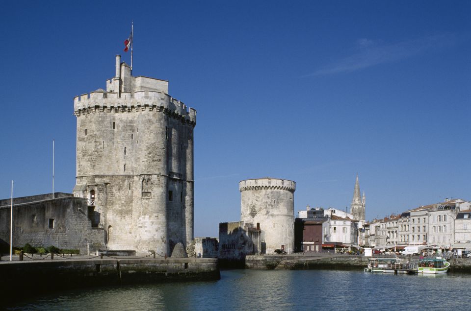 La Rochelle: Entry Ticket to the 3 Towers - Opening Hours and Last Access