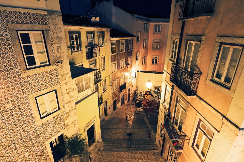 Lisbon: Live Fado Show With Dinner - Savoring Portuguese Cuisine