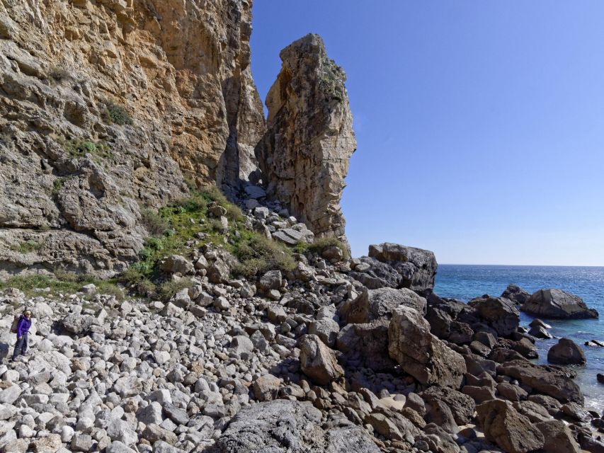 Lisbon or Sesimbra: Guided Rock Climbing Tour in Arrábida - Tour Duration and Languages