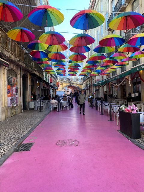 Lisbon: Private City Sightseeing Tour by Tuk-Tuk - Meeting Information