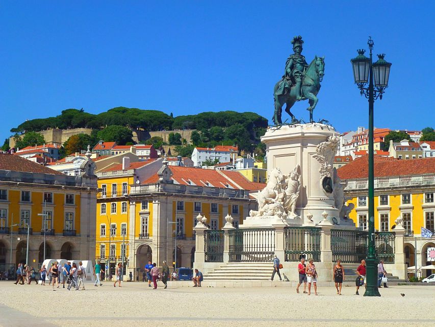 Lisbon: Scenic Sightseeing Private Tour By Minivan