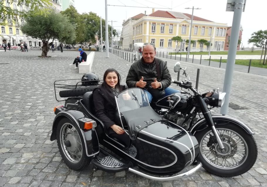 Lisbon: Sidecar Tour - Immersive Tour Experience