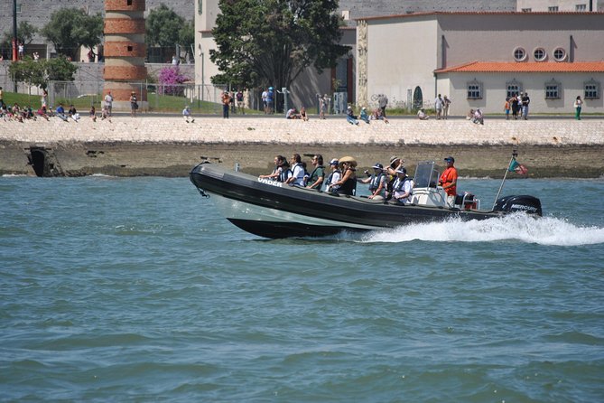 Lisbon Sunset or Daylight Speedboat Tour - Scenic Highlights of the Tour