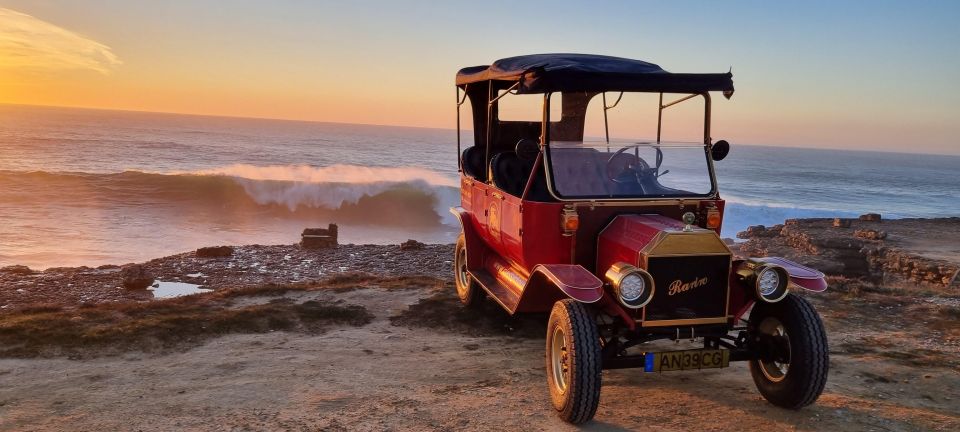 Lisbon: Tour on Board a Classic Tuk - Alfama Neighborhood