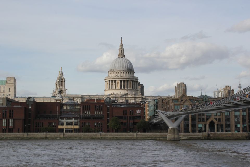 London: Doctor Who Guided Walking Tour - Public Transport Included