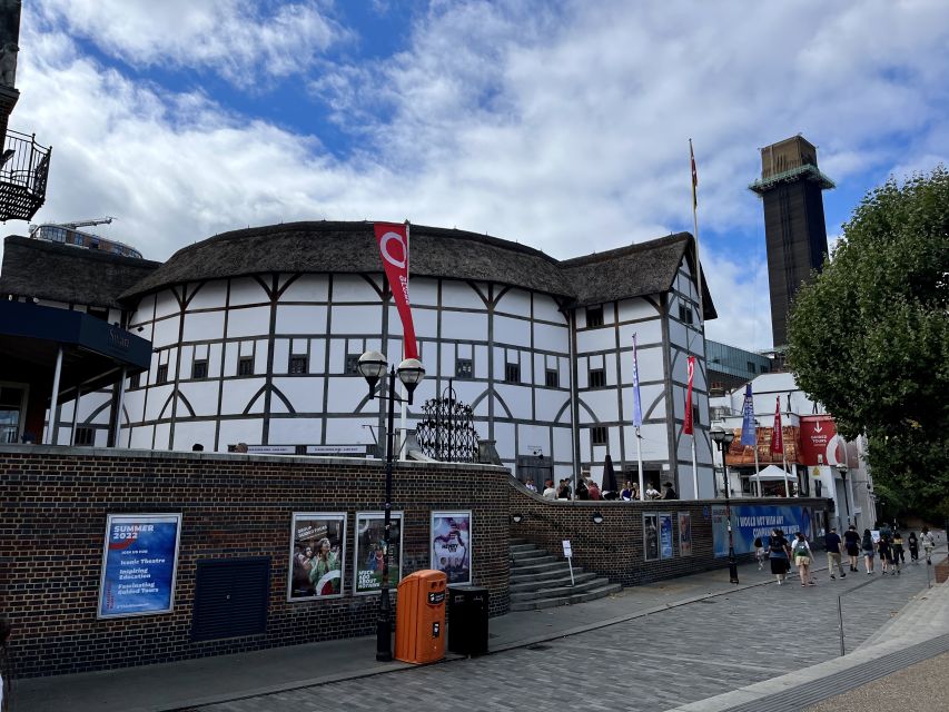 London: Witches and History Magical Walking Tour - Visiting Points of Interest