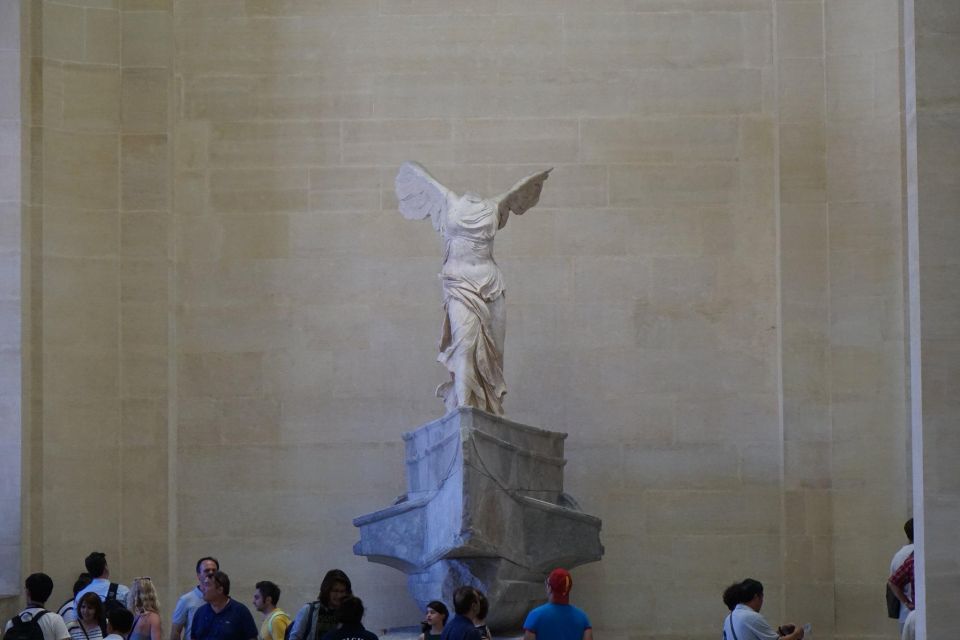 Louvre Highlights: Semi Private Guided Tour (6 Max) + Ticket - Skip the Line