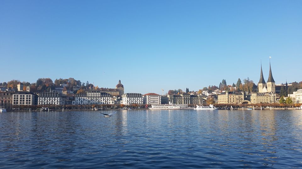 Luzern Discovery: Small Group Tour & Lake Cruise From Zurich - Crossing the Chapel Bridge